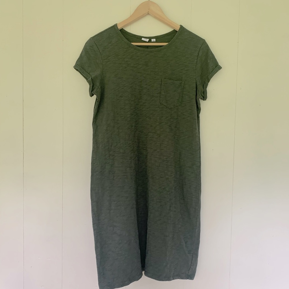T-shirt dress